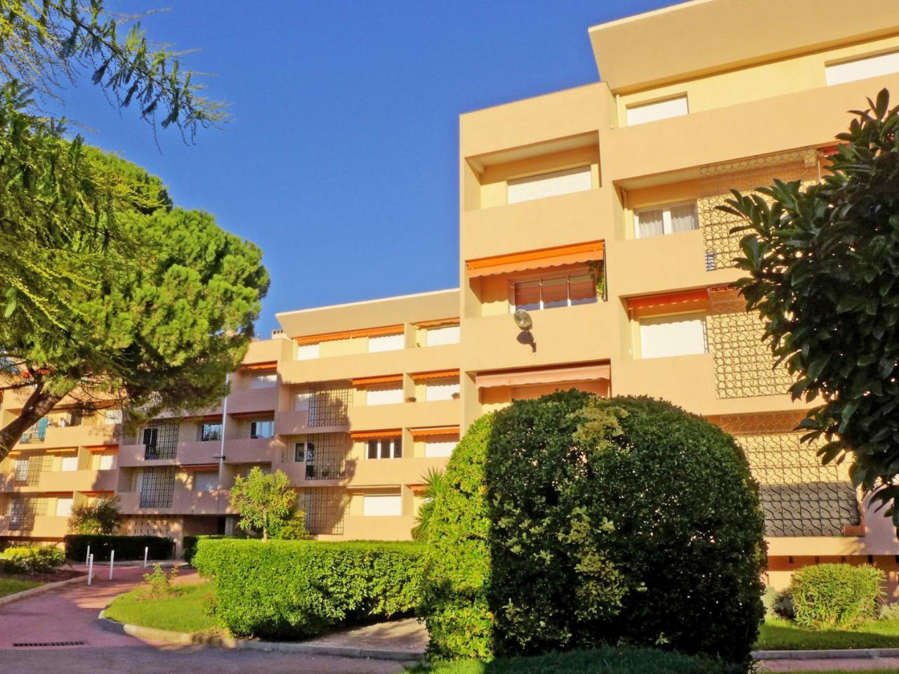 Apartment Les Vignes By Interhome Les Lecques Esterno foto